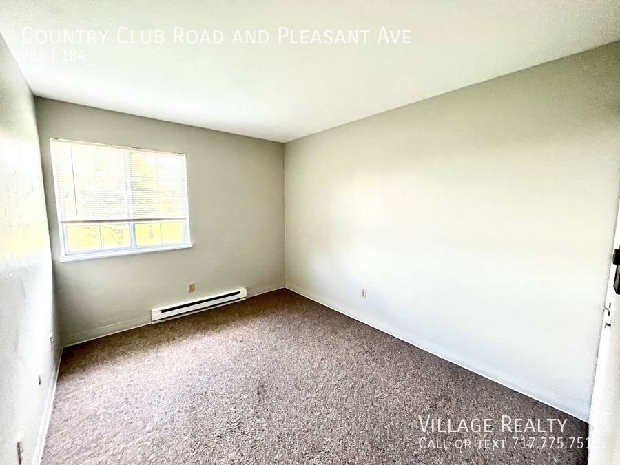 Apartment for rent at 611 Country Club Rd #B, Red Lion, PA 17356