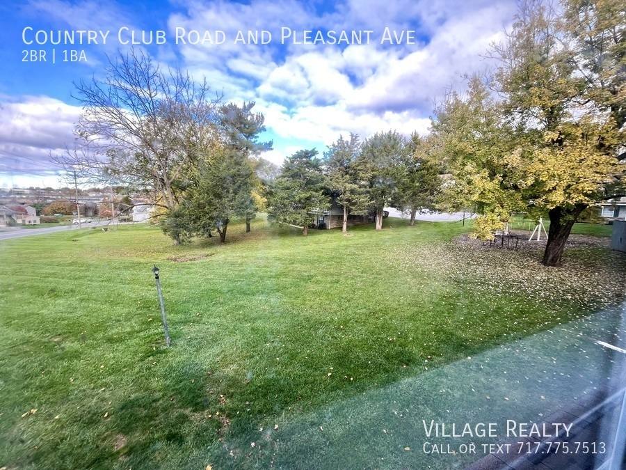 Apartment for rent at 611 Country Club Rd #B, Red Lion, PA 17356