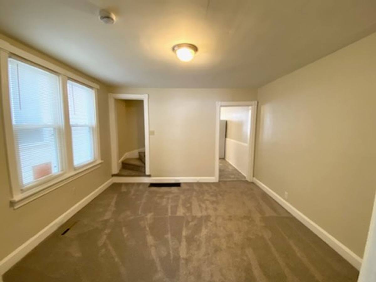Townhouse for rent at 912 Salem Ave, Hagerstown, MD 21740