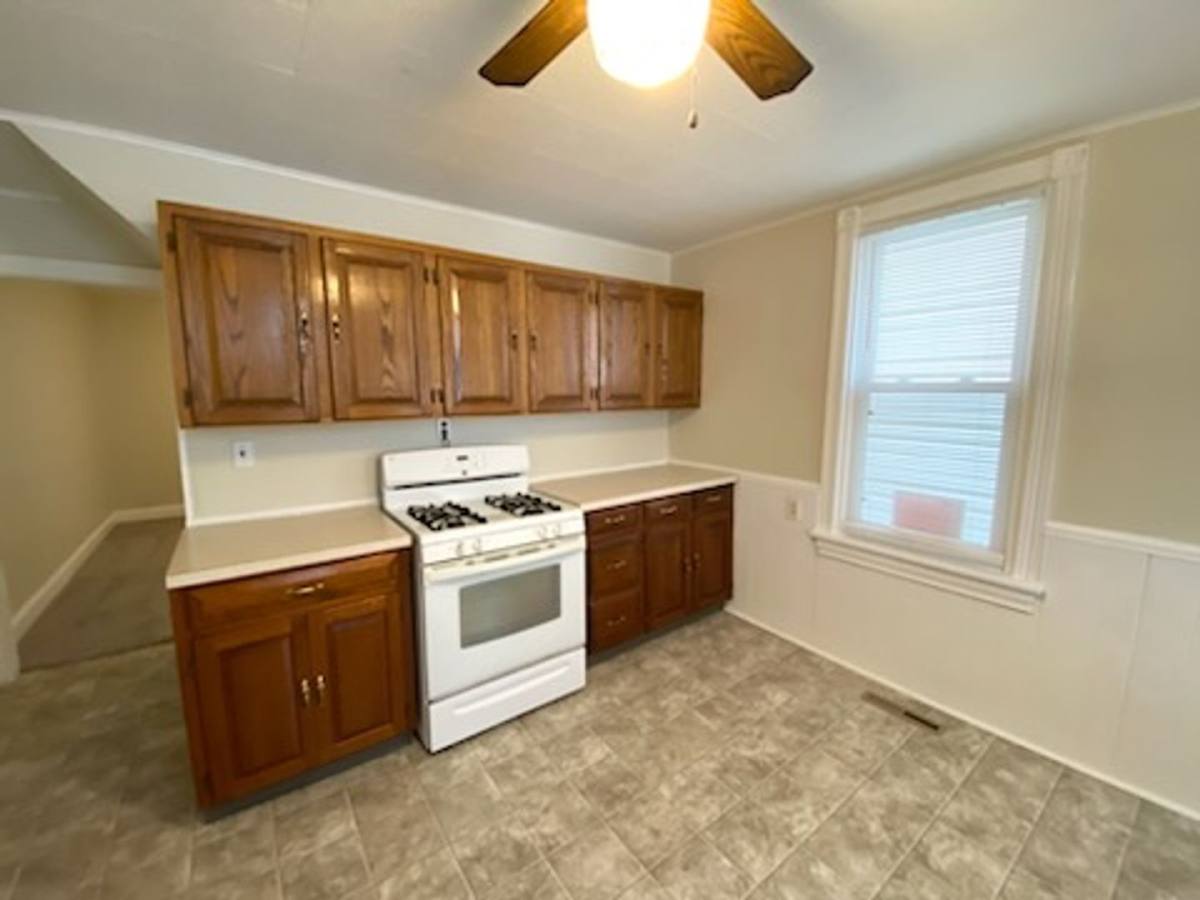 Townhouse for rent at 912 Salem Ave, Hagerstown, MD 21740