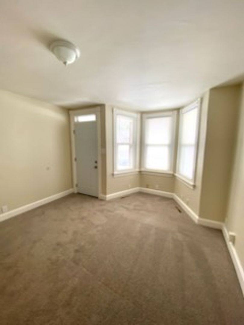 Townhouse for rent at 912 Salem Ave, Hagerstown, MD 21740