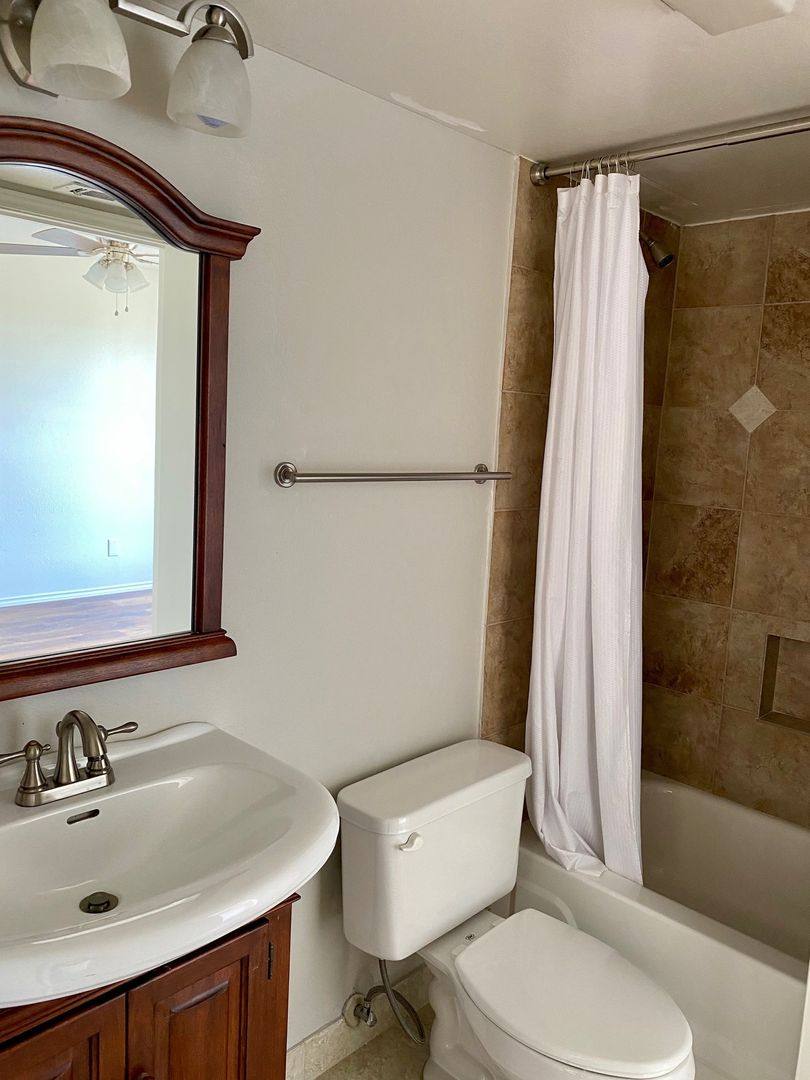 Apartment for rent at 4221 Cole Ave, Dallas, TX 75205