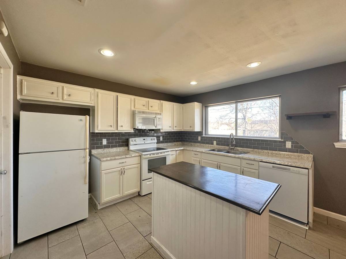 House for rent at 1904 Stardust St, Killeen, TX 76543
