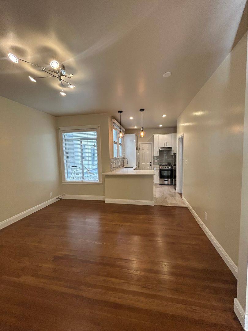 Apartment for rent at 3324 Broderick St #1, San Francisco, CA 94123
