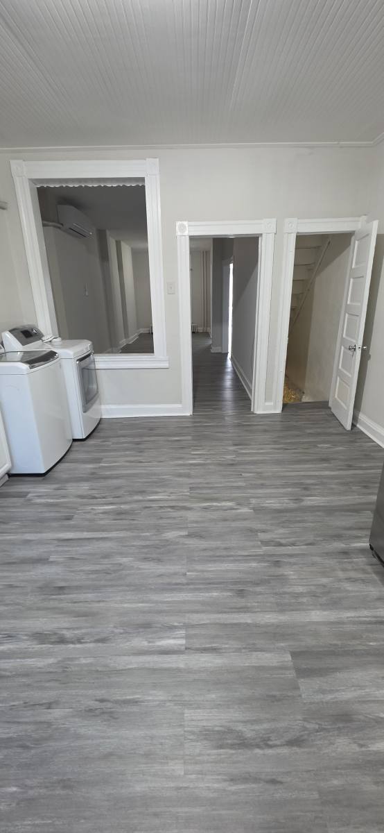 Townhouse for rent at 2011 W Lexington St, Baltimore, MD 21223