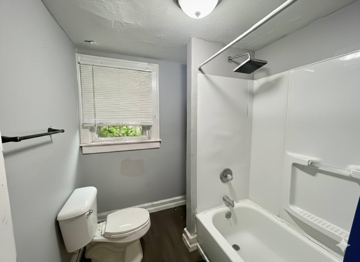 Townhouse for rent at 2405 E 16th St, Indianapolis, IN 46201
