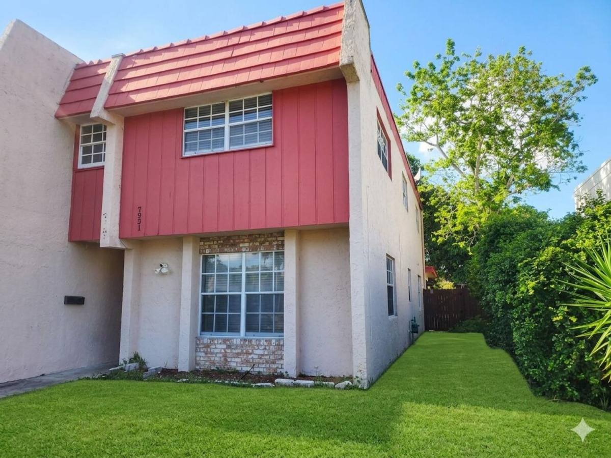 Townhouse for rent at 7931 SW 7th Place, Pompano Beach, FL 33068