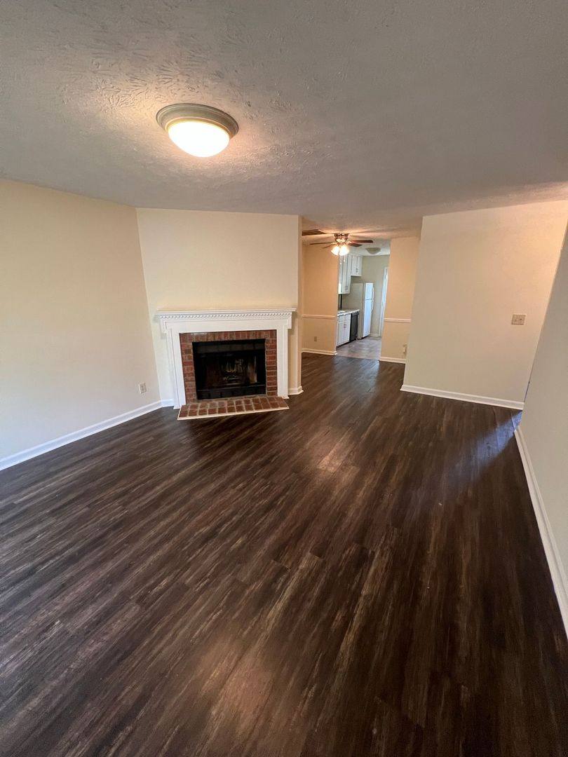 Apartment for rent at 2335-2337 Rosedale Rd, Snellville, GA 30078