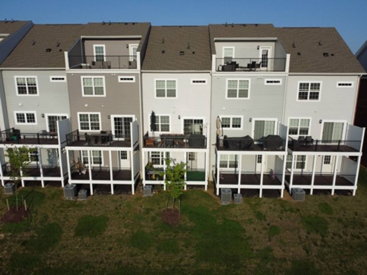 Townhouse for rent at 7941 Potter Place, Elkridge, MD 21075