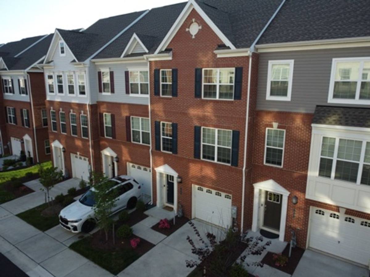 Townhouse for rent at 7941 Potter Place, Elkridge, MD 21075