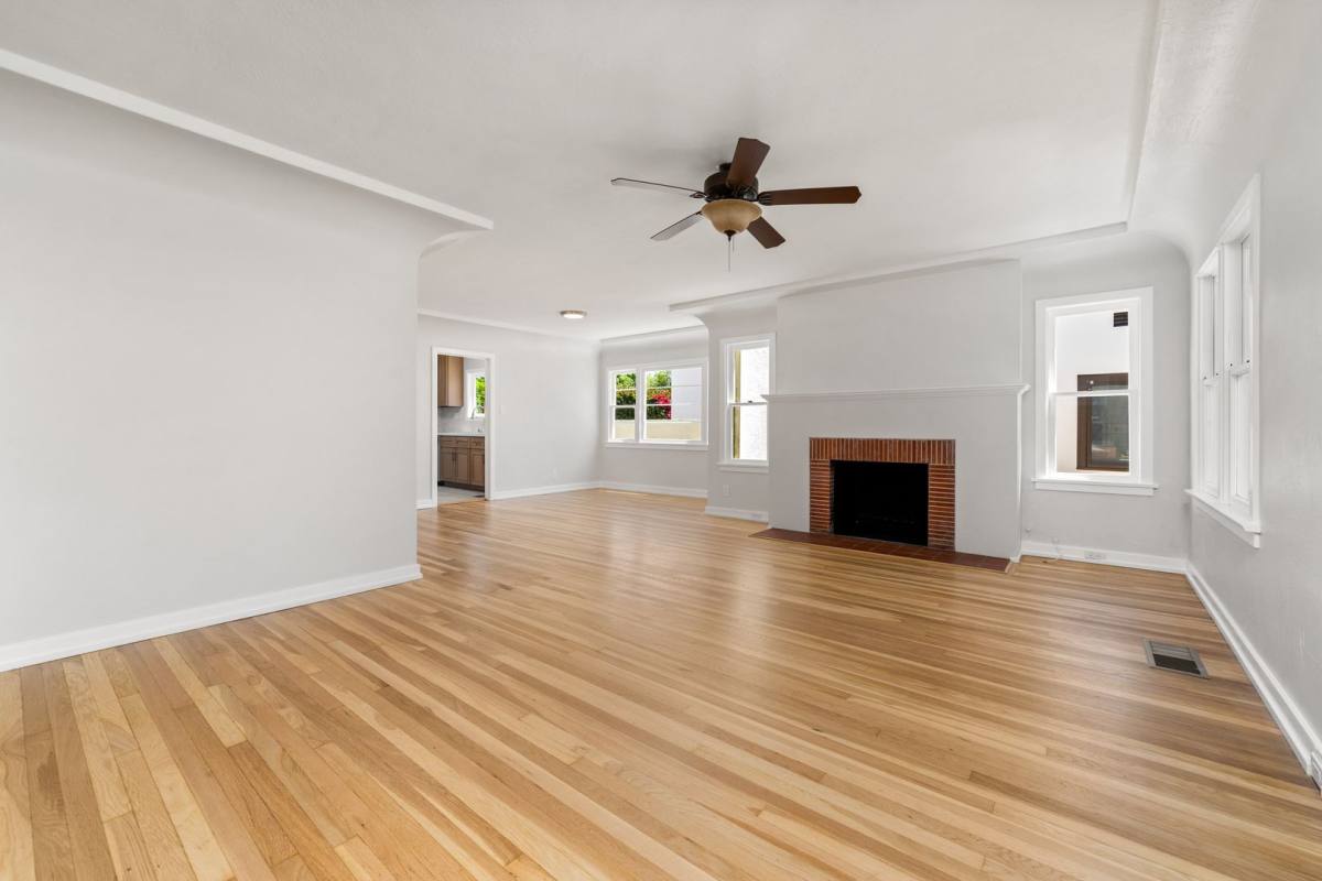 Apartment for rent at 553 N Pine St, Orange, CA 92867