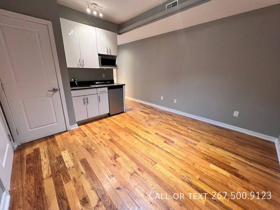 Apartment for rent at 531 N Budd St #3B, Philadelphia, PA 19104