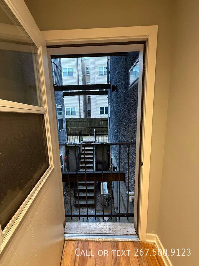 Apartment for rent at 531 N Budd St #3B, Philadelphia, PA 19104