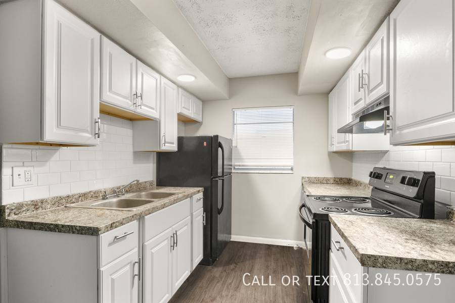 Apartment for rent at 1600 Lansdowne Dr, 609 #609, Jacksonville, FL 32211