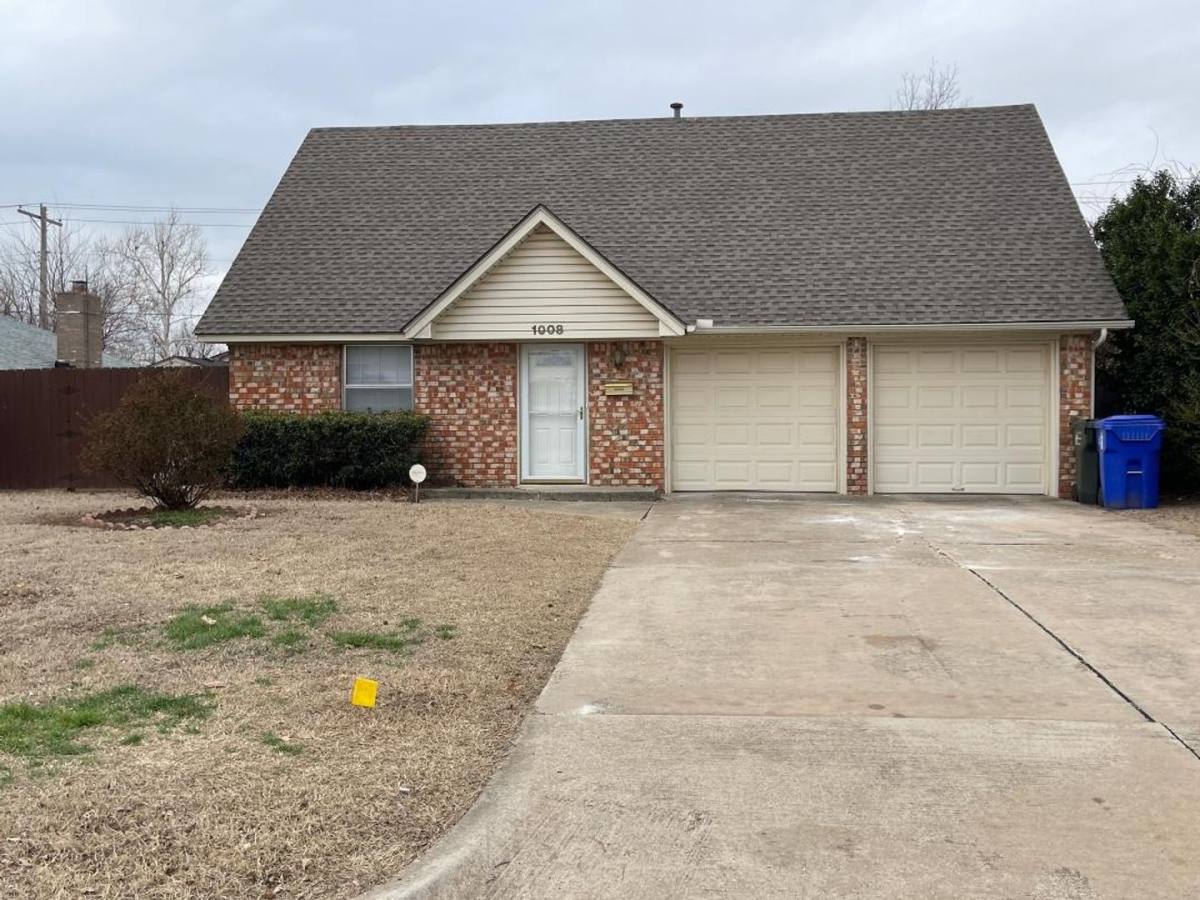 House for rent at 1008 Woods Ave, Norman, OK 73069