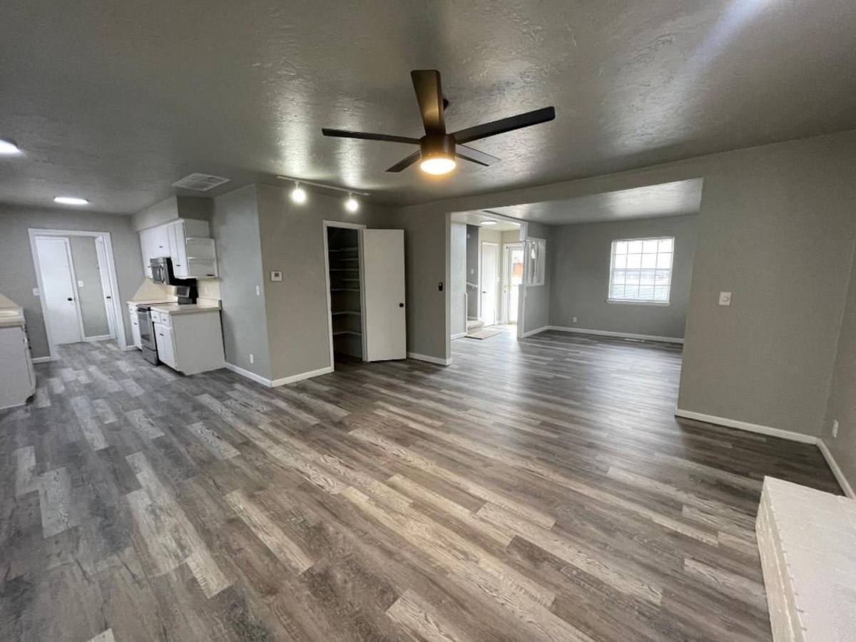 House for rent at 1008 Woods Ave, Norman, OK 73069