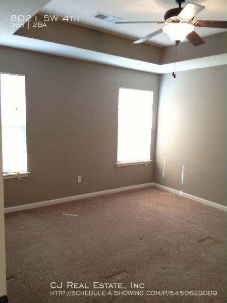 House for rent at 8021 SW 4th, Blue Springs, MO 64014