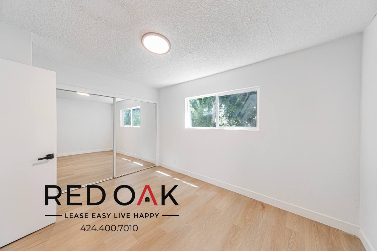 Townhouse for rent at 4737 Orion Ave #9, Sherman Oaks, CA 91403
