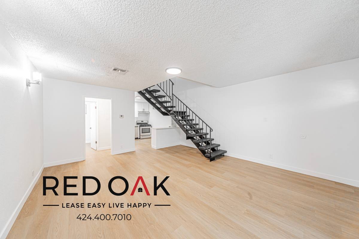 Townhouse for rent at 4737 Orion Ave #9, Sherman Oaks, CA 91403