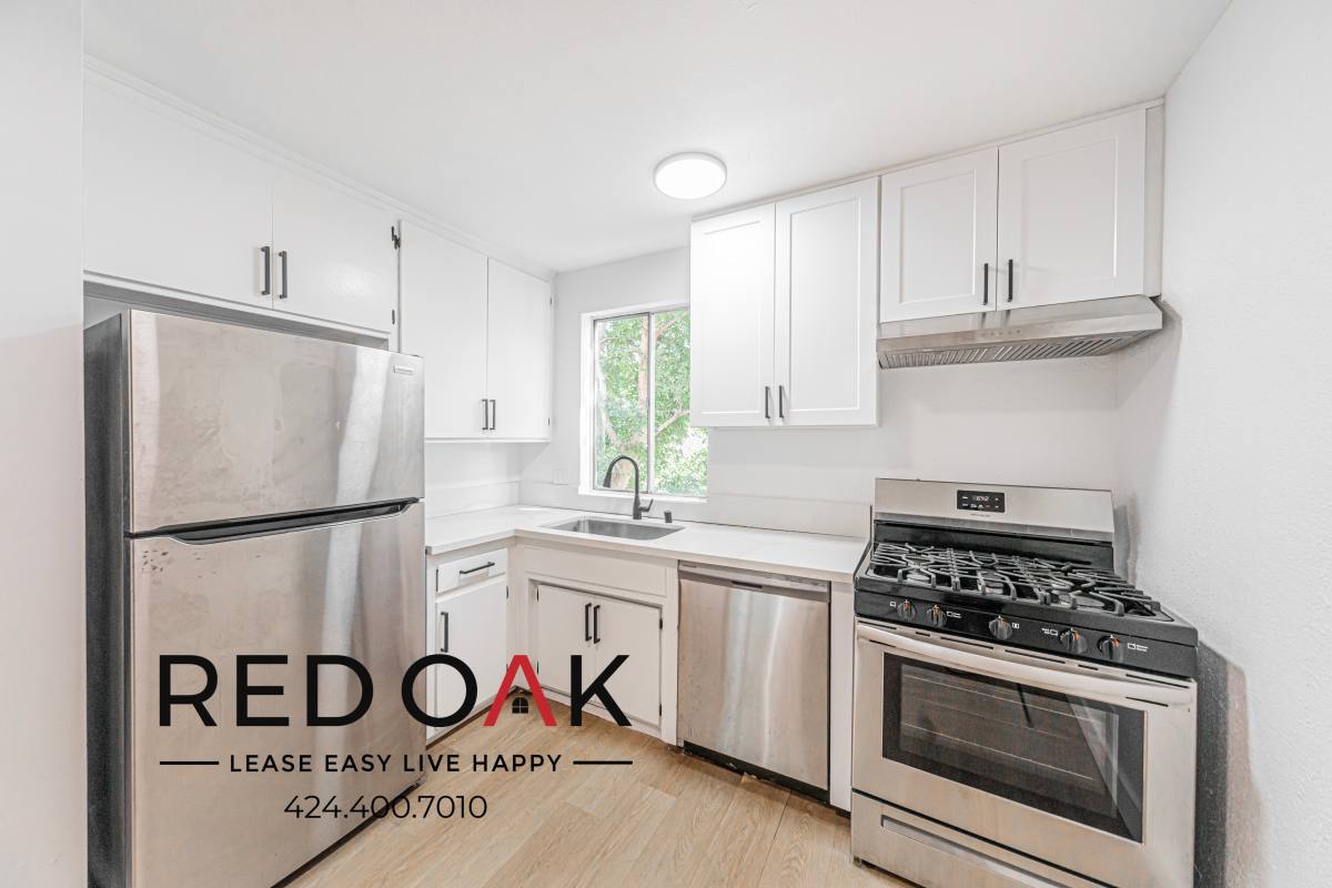 Townhouse for rent at 4737 Orion Ave #9, Sherman Oaks, CA 91403