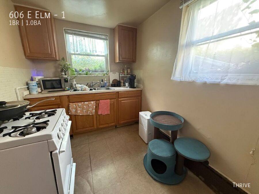 Apartment for rent at 606 E Elm #1, Urbana, IL 61802
