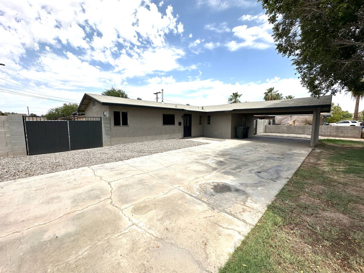 House for rent at 1928 W 17th St, Yuma, AZ 85364