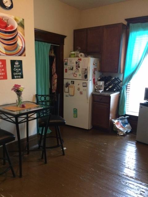 House for rent at 1257 Kentucky St, Bowling Green, KY 42101