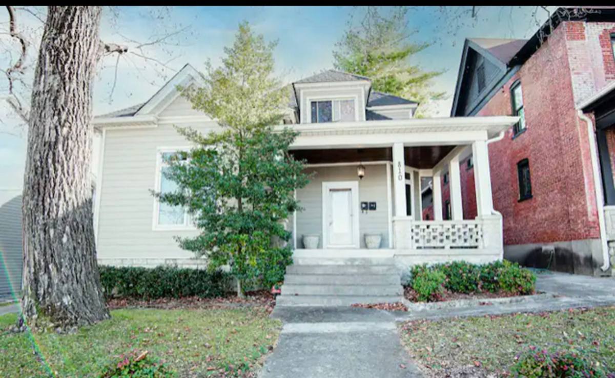 Apartment for rent at 810 Chestnut St, Bowling Green, KY 42101