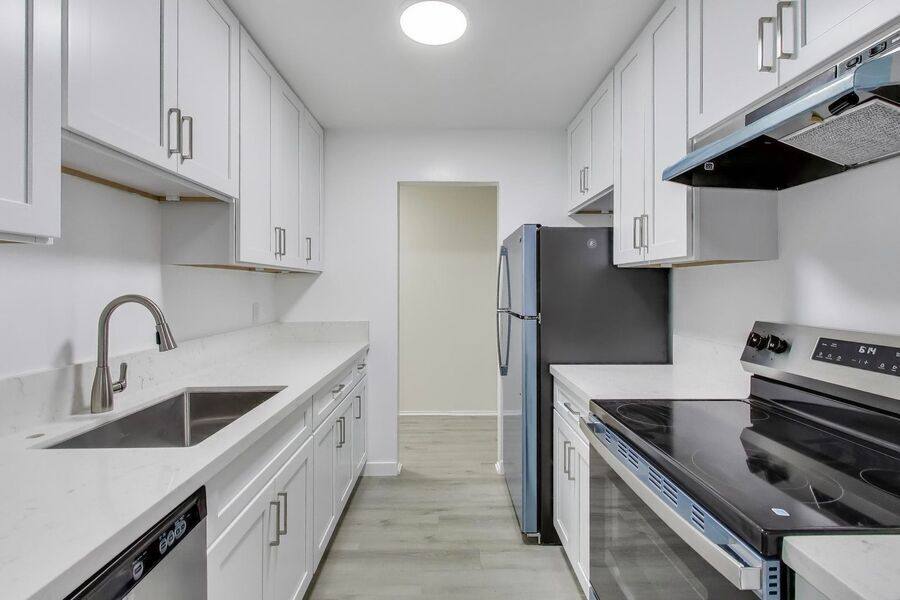 Apartment for rent at 2820 Park Blvd #108, Oakland, CA 94610