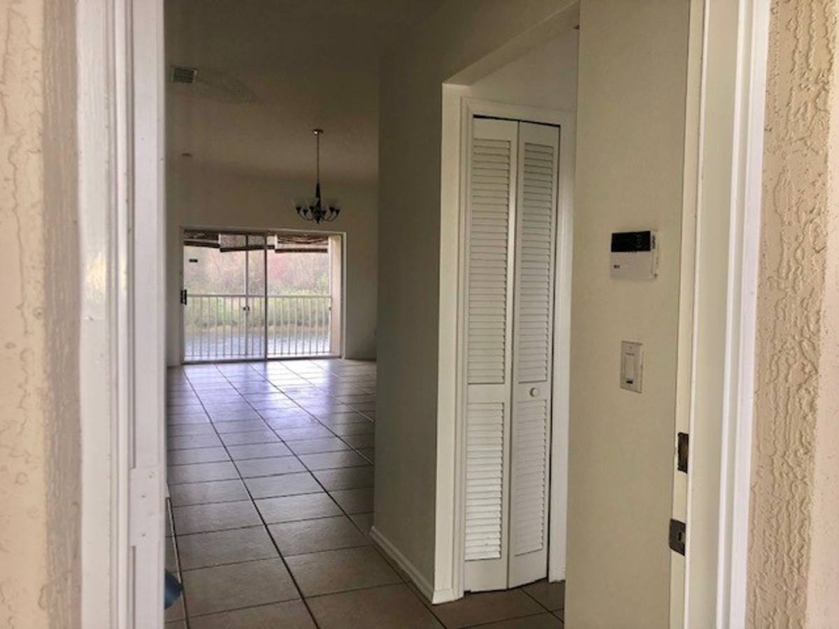 Condo for rent at 13336 Fairway Glen Dr, Orlando, FL 32824