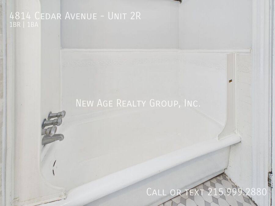 Apartment for rent at 4814 Cedar Ave #2R, Philadelphia, PA 19143