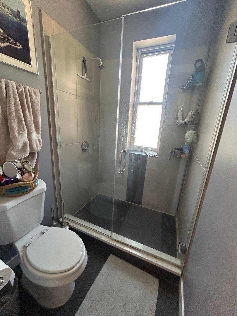 Apartment for rent at 2247 W Thomas #2R, Chicago, IL 60622