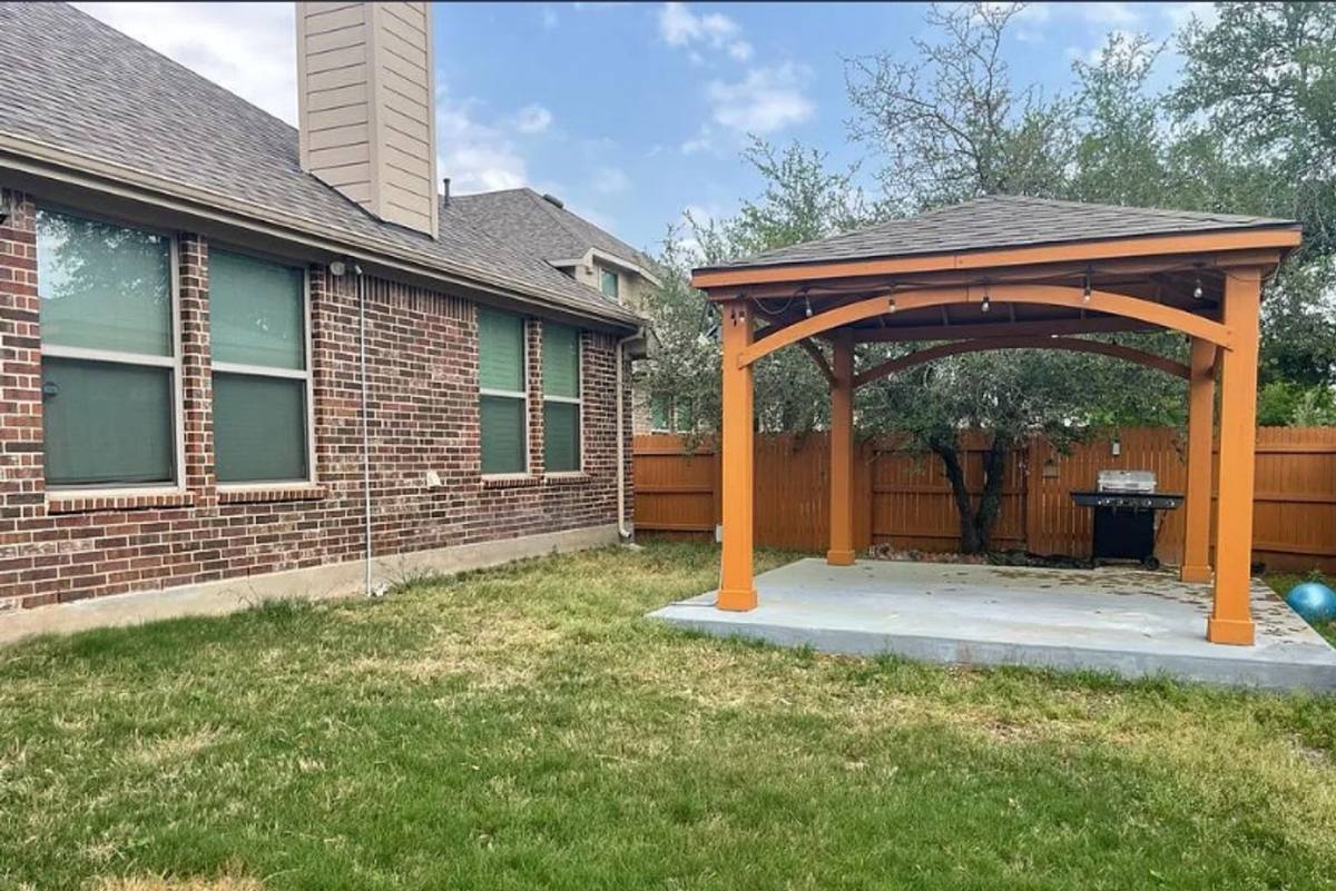 House for rent at 616 Garner Park Dr, Georgetown, TX 78628