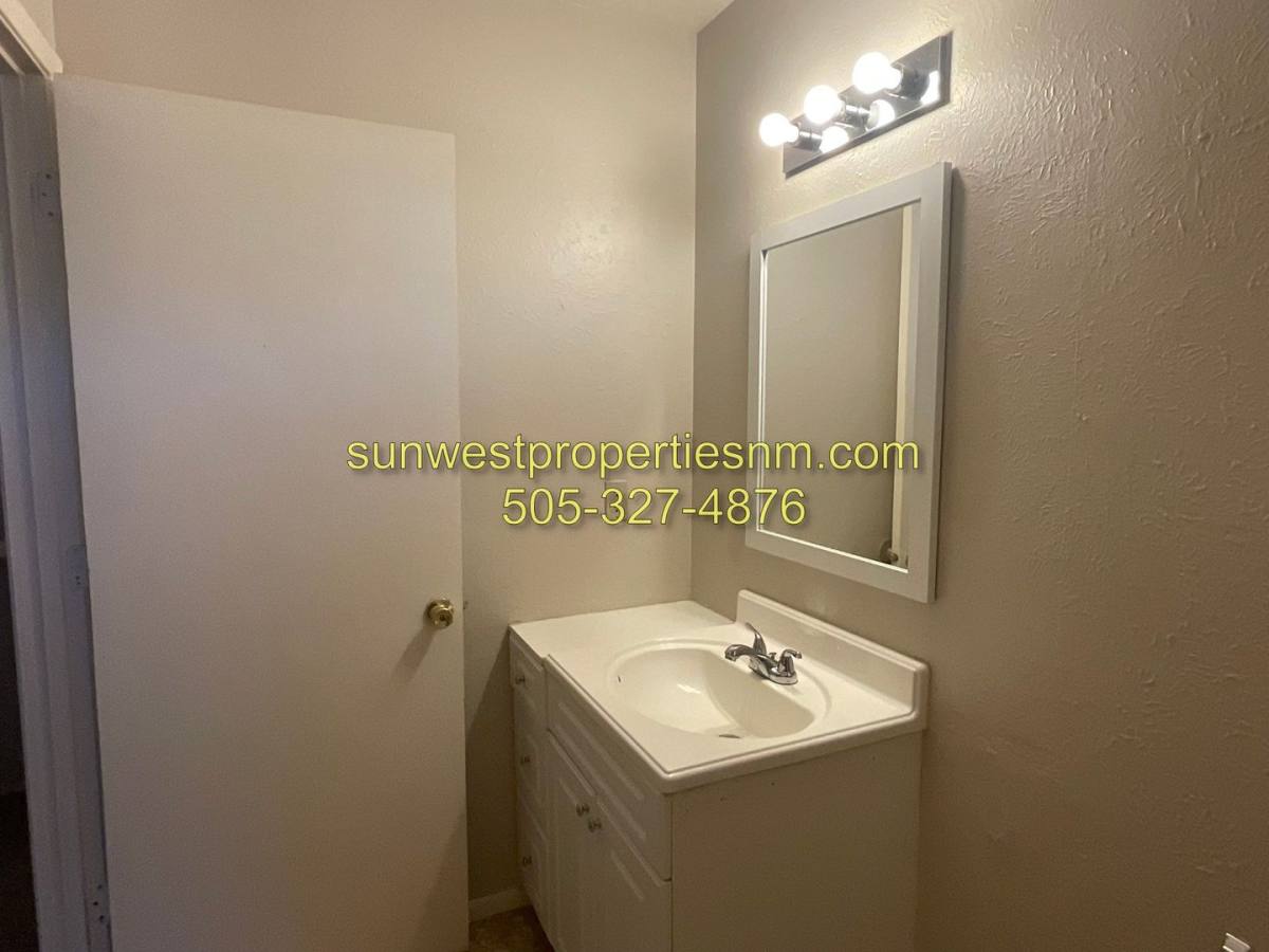 House for rent at 304 N Rio Grande Ave, Aztec, NM 87410