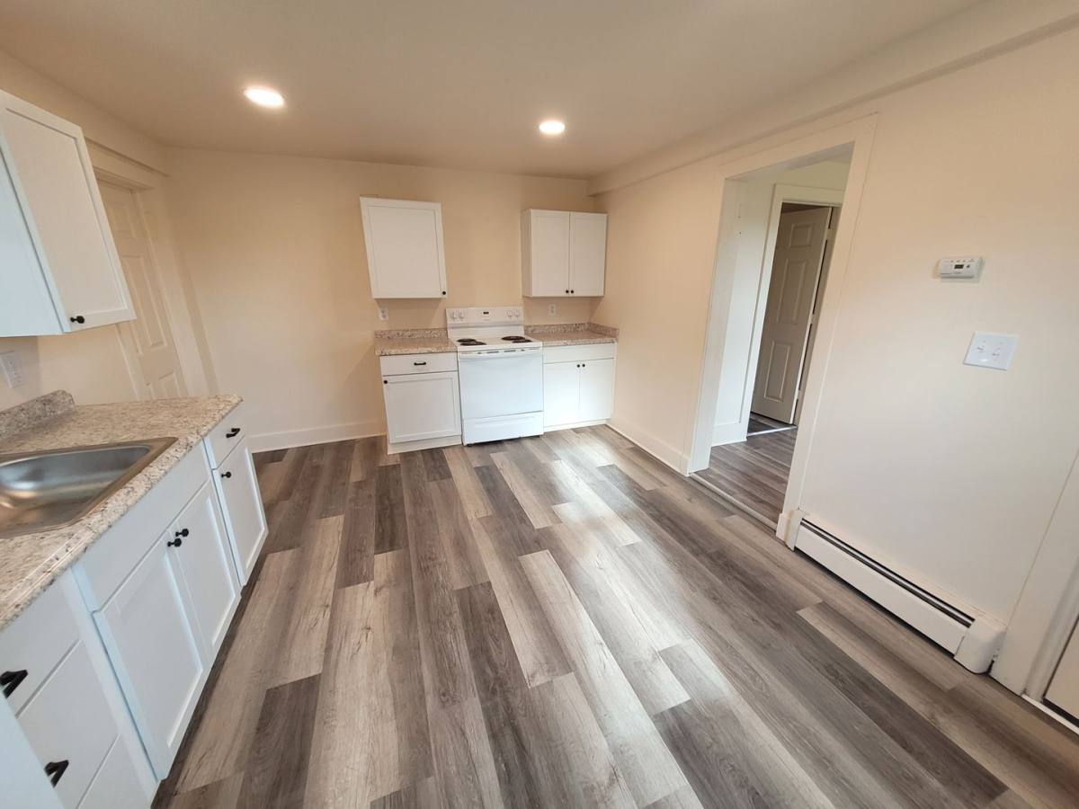 House for rent at 103 Schoolhouse Rd, Palmyra, PA 17078