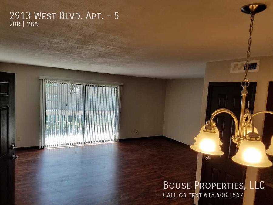 Apartment for rent at 2913 W Blvd #5, Belleville, IL 62221
