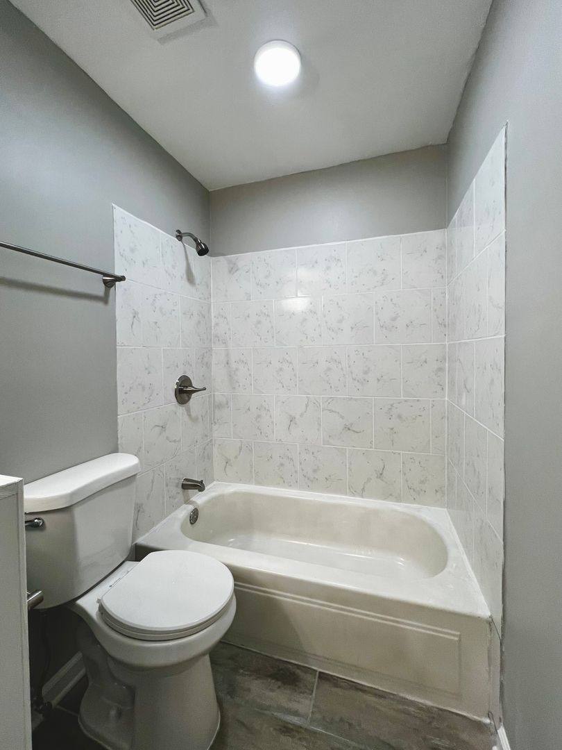 Apartment for rent at 50 S Morrison St, Memphis, TN 38104