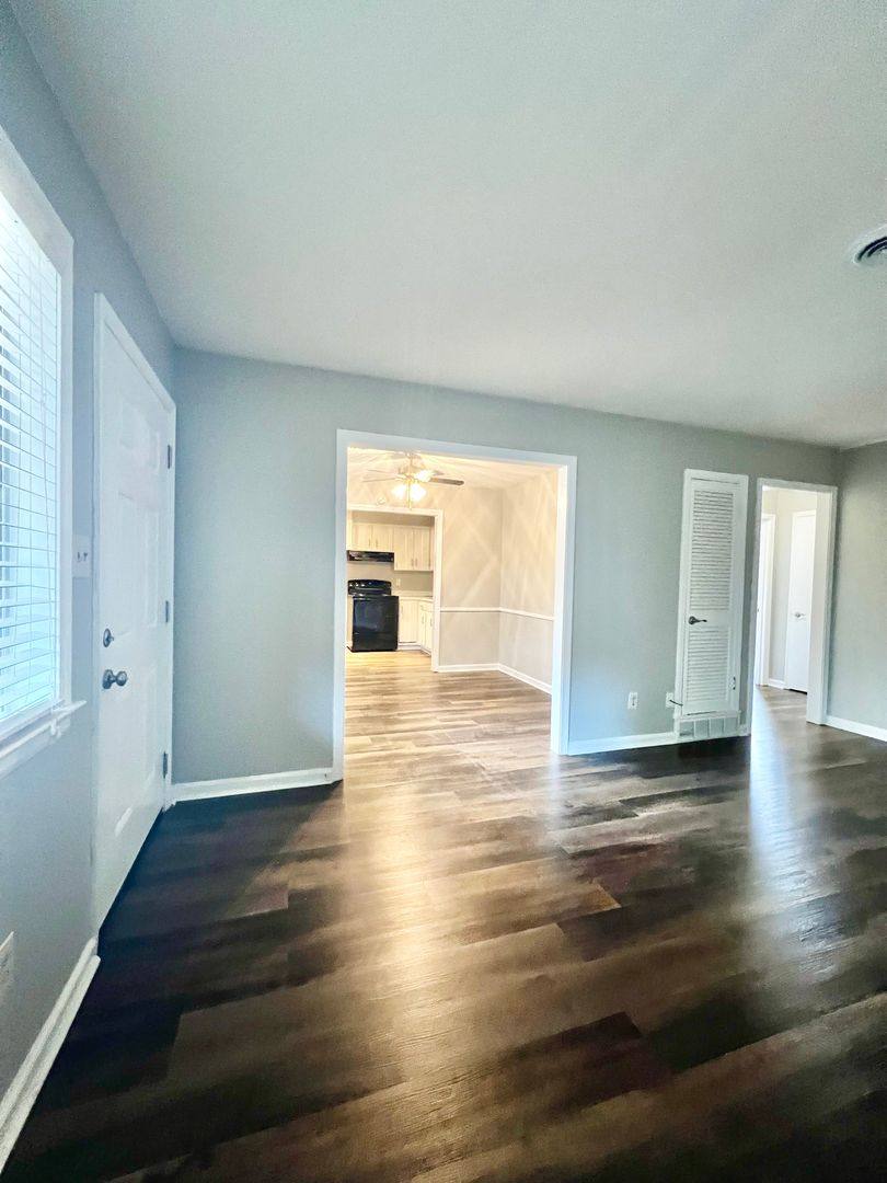 Apartment for rent at 50 S Morrison St, Memphis, TN 38104