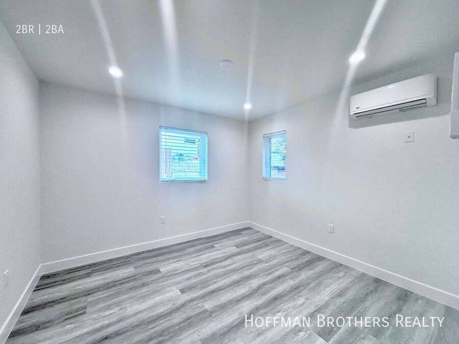 Apartment for rent at 315 N Detroit St #313-5, Los Angeles, CA 90036