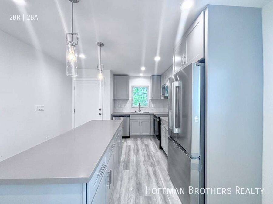 Apartment for rent at 315 N Detroit St #313-5, Los Angeles, CA 90036