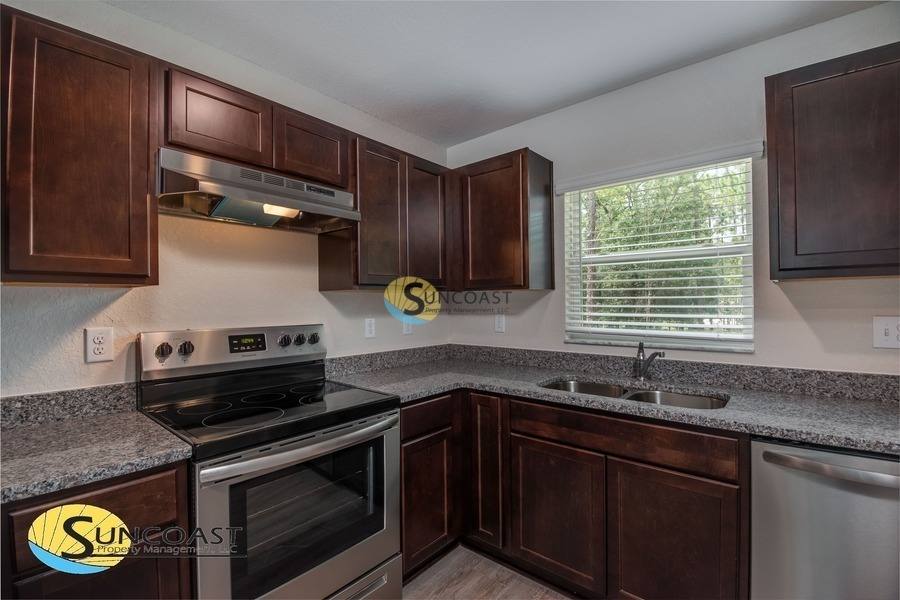Apartment for rent at 9108 N Travis Dr, Dunnellon, FL 34434
