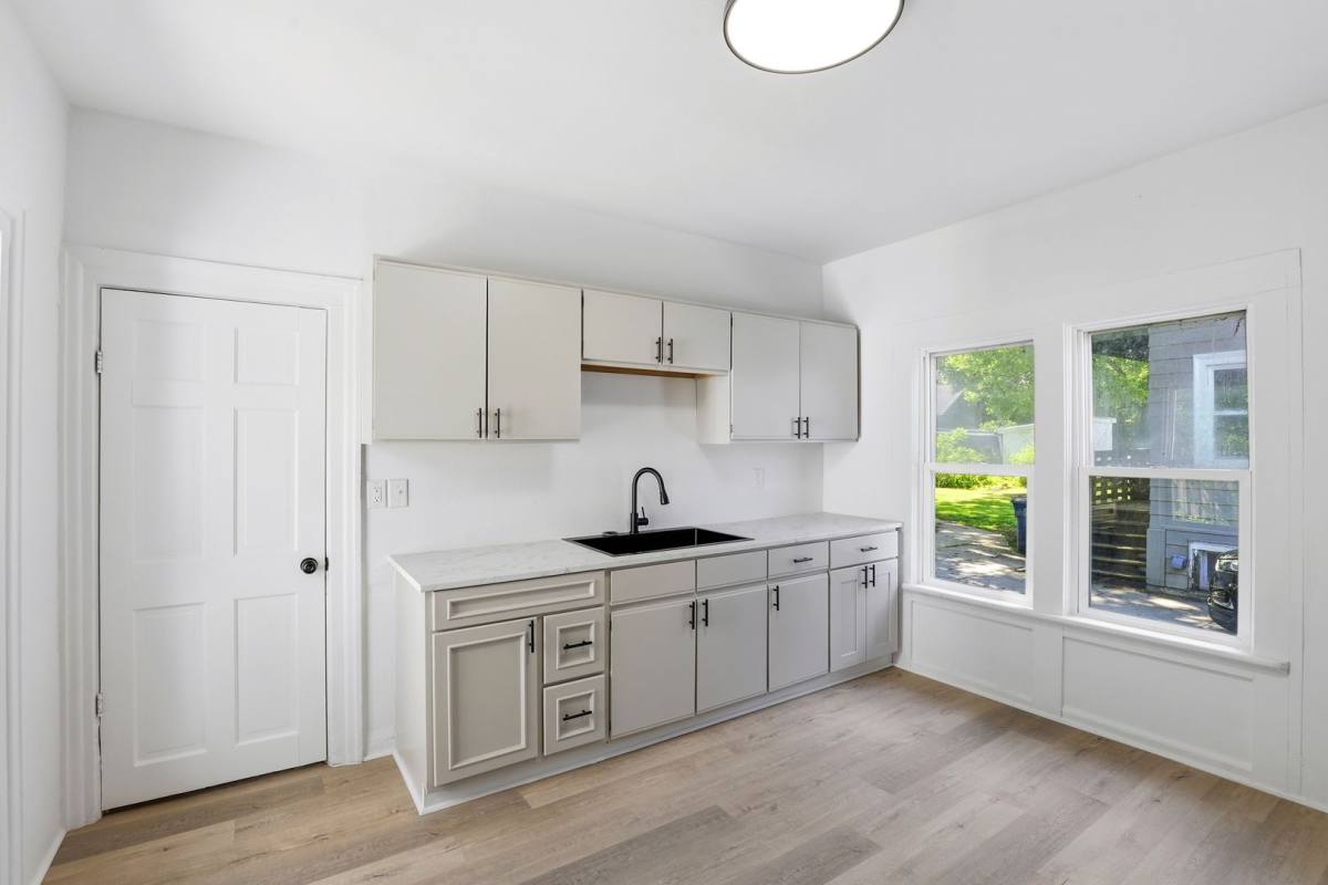 Apartment for rent at 840 Jackson St, Oshkosh, WI 54901