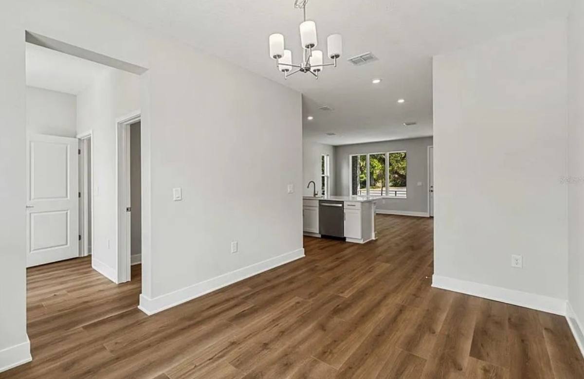 Townhouse for rent at 1005 W Cypress St, Tampa, FL 33606