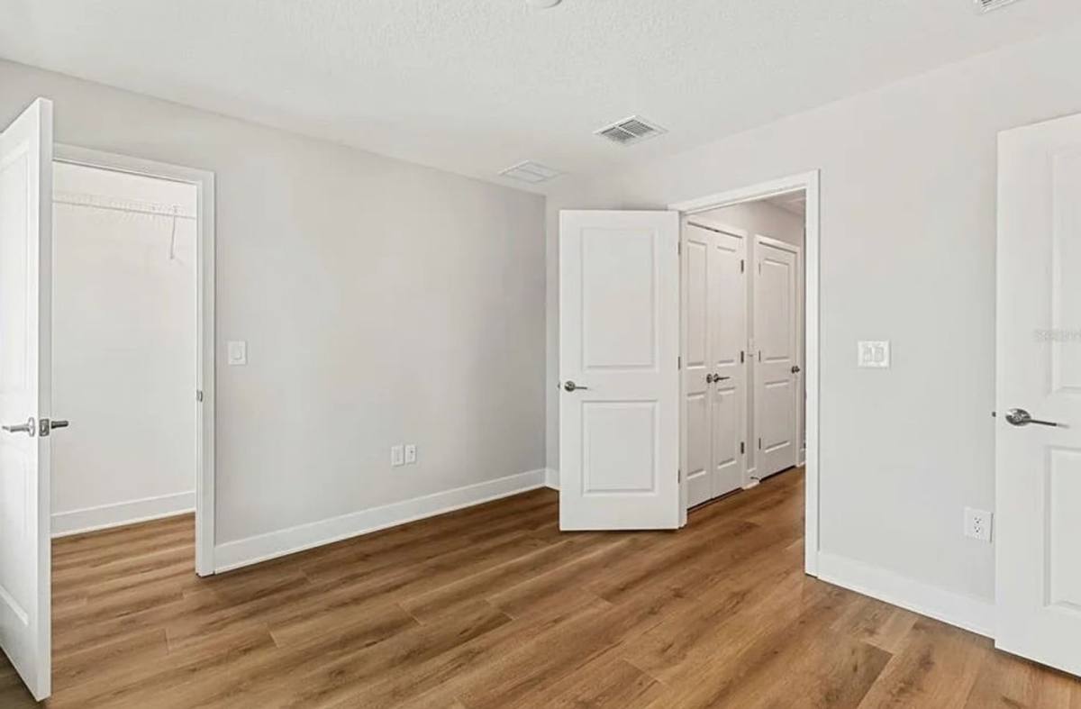 Townhouse for rent at 1005 W Cypress St, Tampa, FL 33606