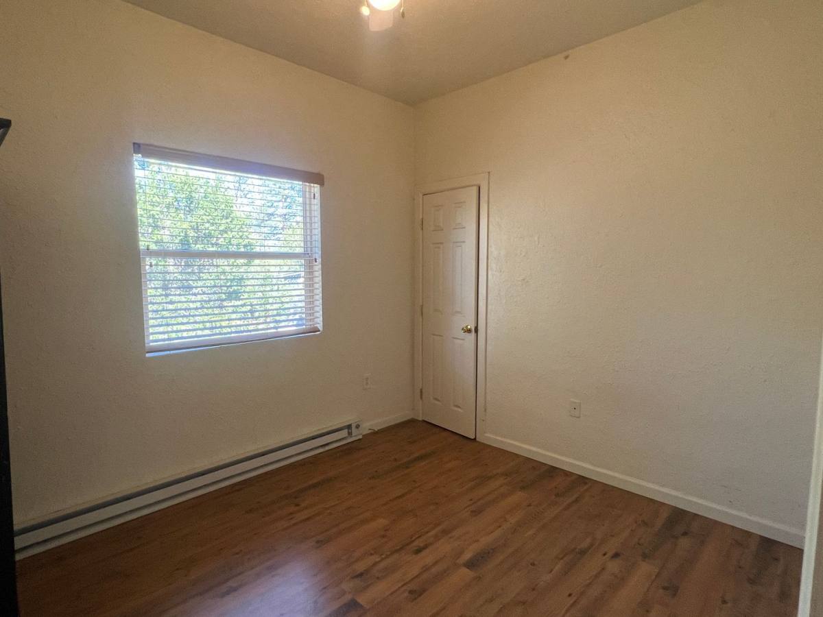 House for rent at 1976 Christmas Pine, Overgaard, AZ 85933