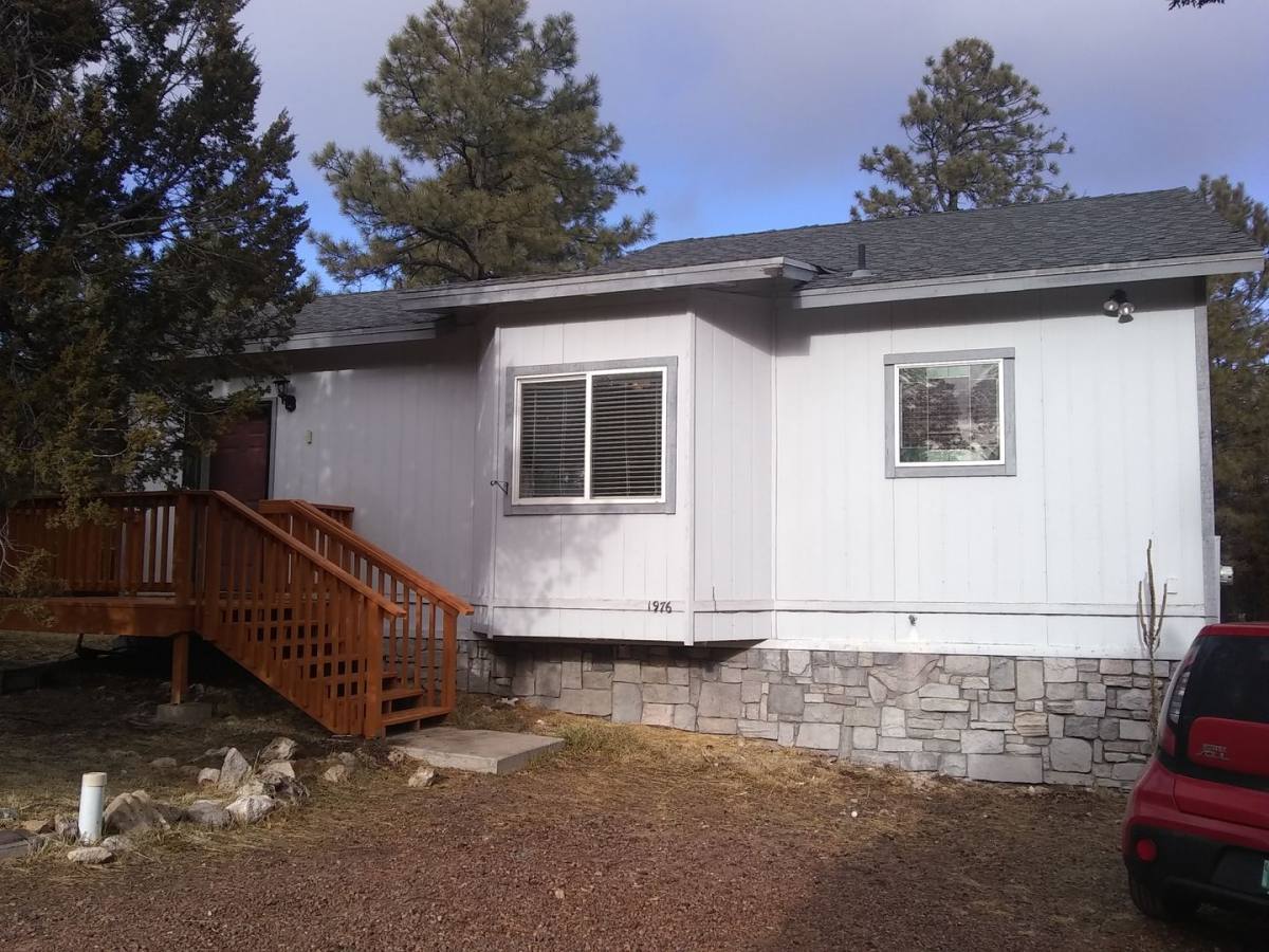House for rent at 1976 Christmas Pine, Overgaard, AZ 85933