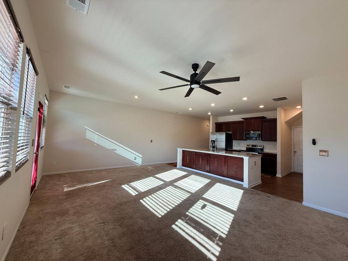 House for rent at 532 Ruths Dr, Woodstock, GA 30188