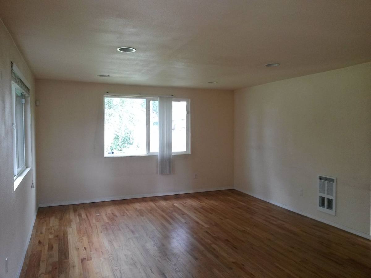 House for rent at 17529 44th Ave W, Lynnwood, WA 98036