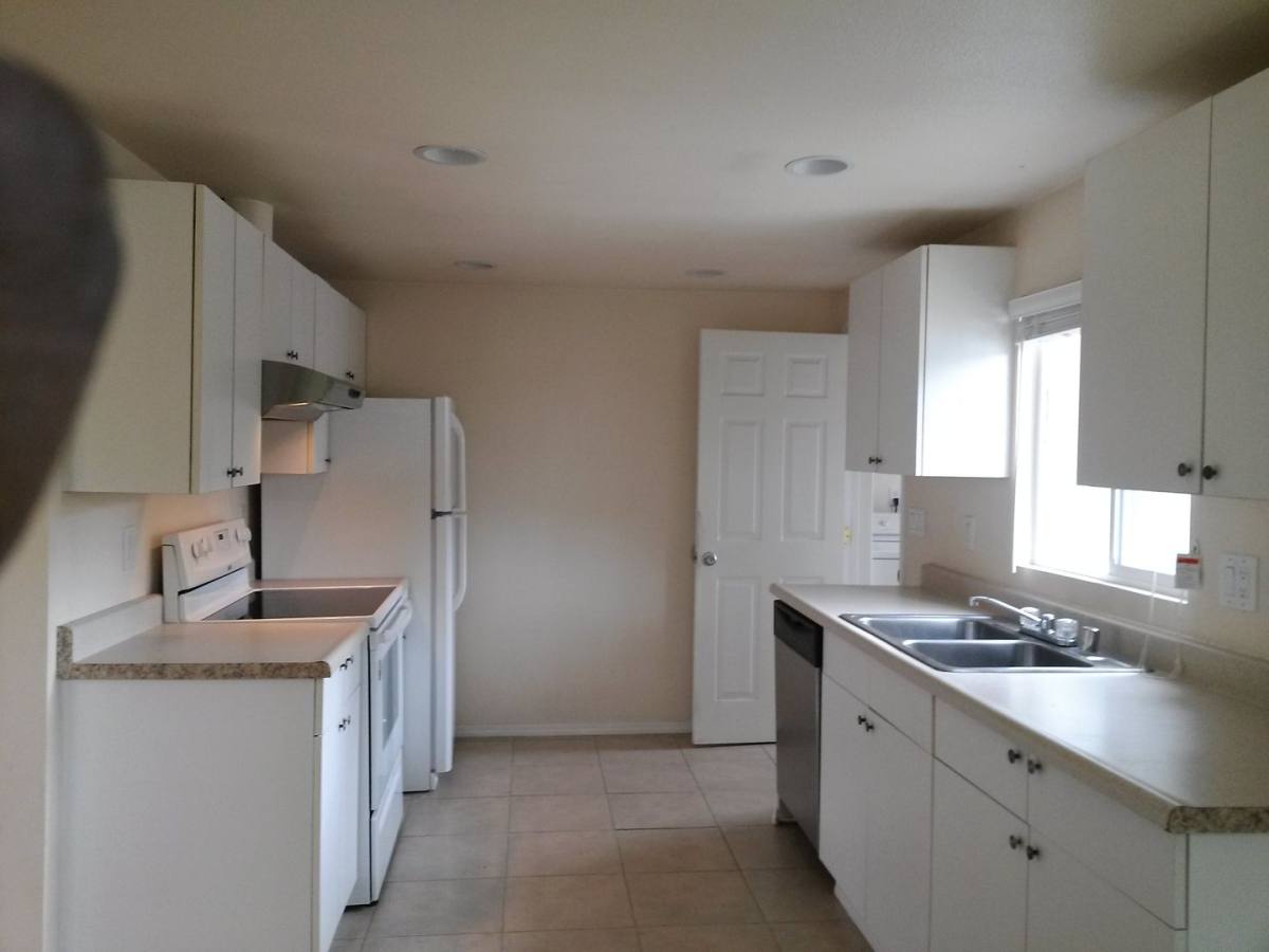 House for rent at 17529 44th Ave W, Lynnwood, WA 98036