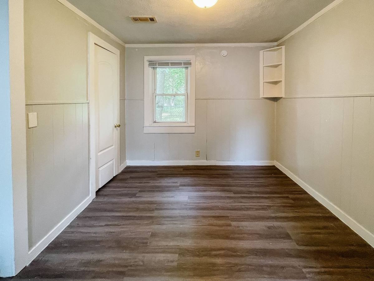 House for rent at 2118 S Penn St, Muncie, IN 47302